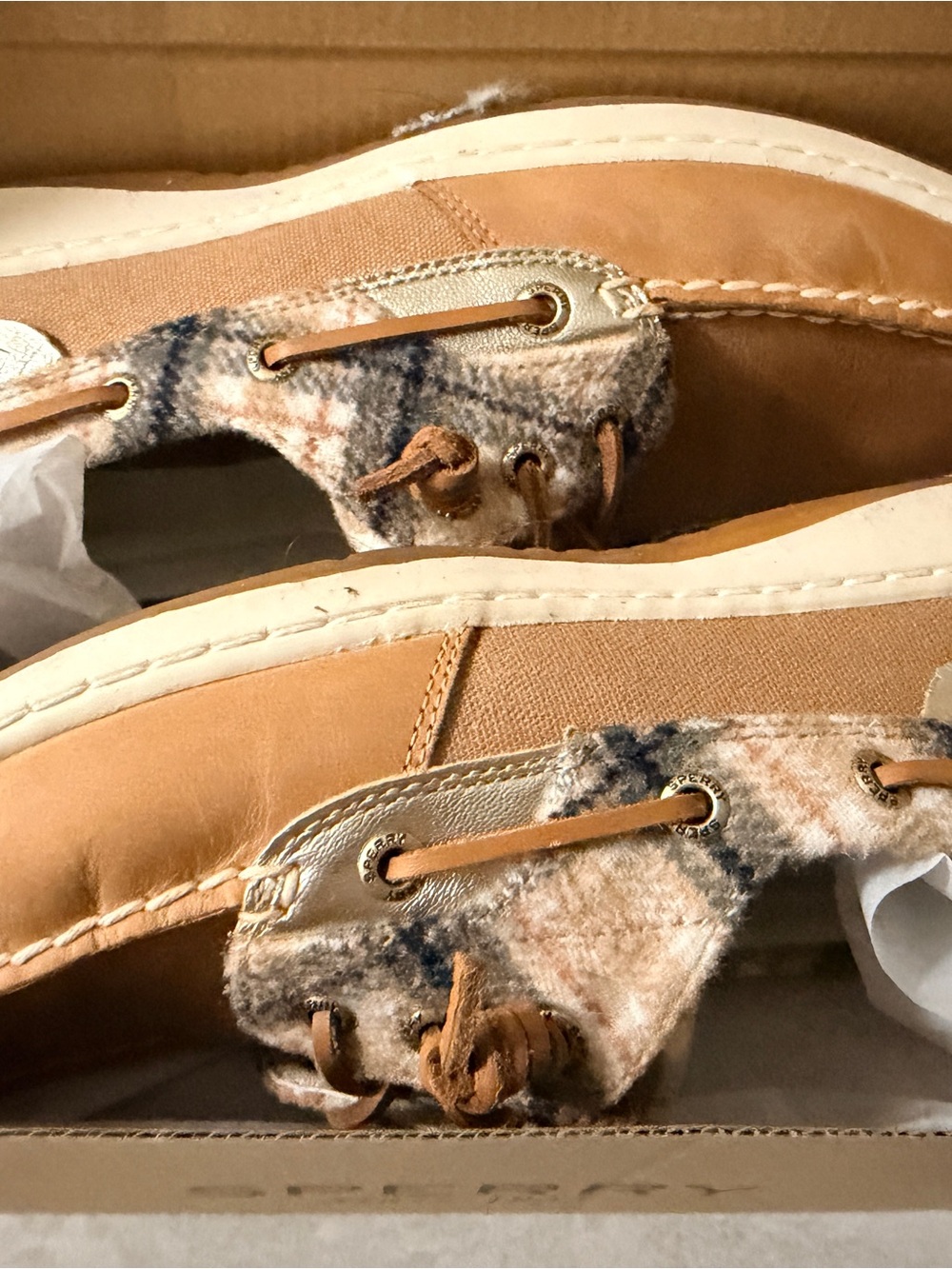 Sperry Tan Moccasin Boat Shoes with Patterned Wool Trim 9.5 M
